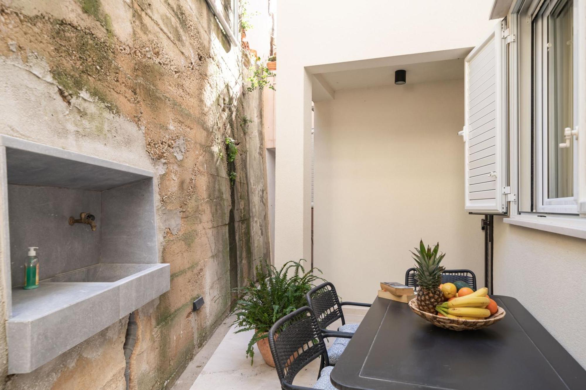 דוברובניק Apartments Alex מראה חיצוני תמונה